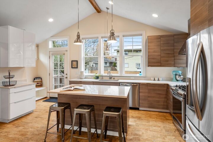 Property Photo: 612 NW 84th Street WA 98117