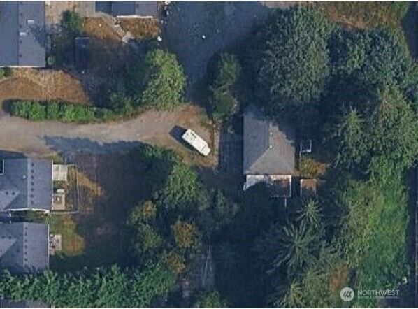 Property Photo:  9821  31st Avenue SE  WA 98208 