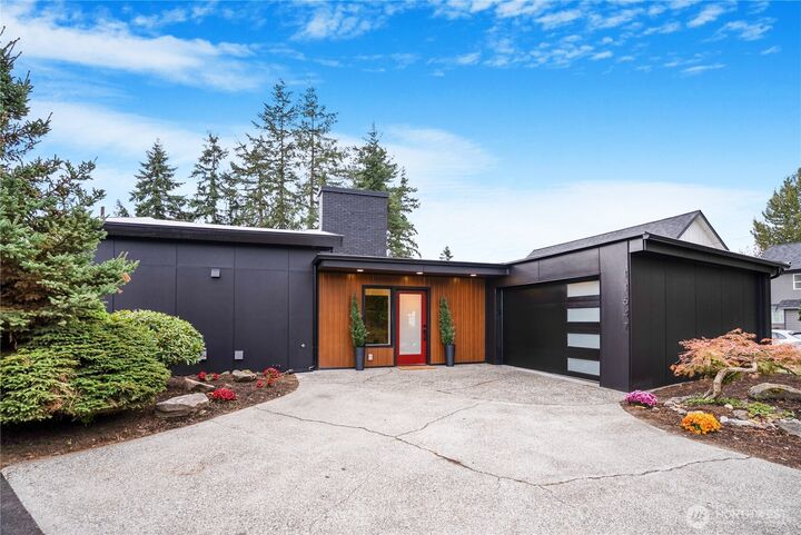 Property Photo:  11647  Beacon Avenue S  WA 98178 