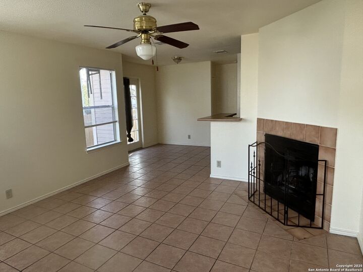 Property Photo: 7229 Coral Springs TX 78250