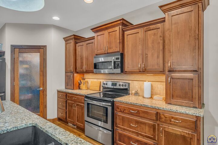 Property Photo:  4422 SW Lakeside Dr  KS 66610 