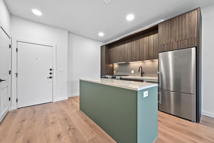Property Photo: 2209 S 1st Street 218 TX 78704