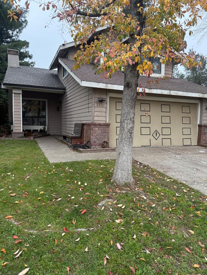Property Photo:  3332 Bridgeford Drive  CA 95834 