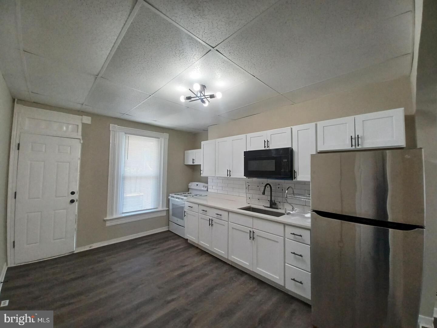 Property Photo: 711 N Streeper Street MD 21205