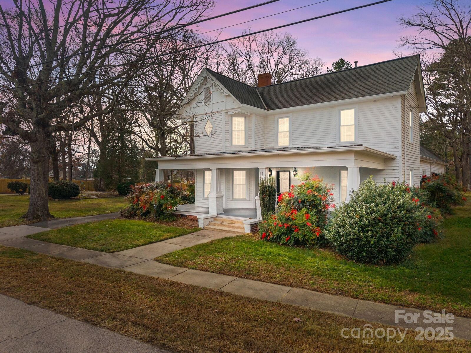Property Photo:  401 W Hoke Street  NC 28088 