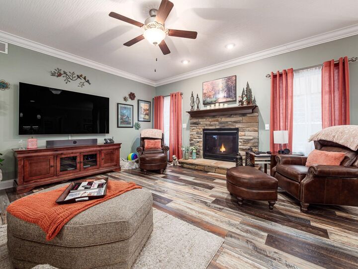 Property Photo:  290 Jenna Drive  OH 43055 