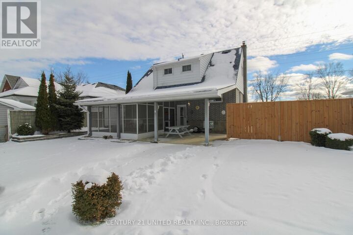 Photo de la propriété: 636 Cameron Street ON K9J 3Z8