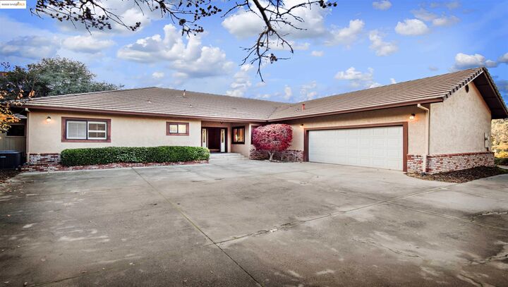 19987 Evelyn Ct  Sonora CA 95370 photo