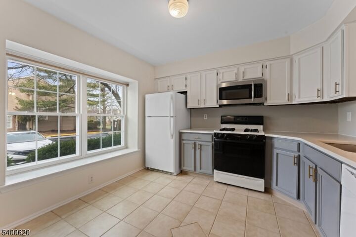 Property Photo: 330 Smithwold Rd 1 NJ 08873