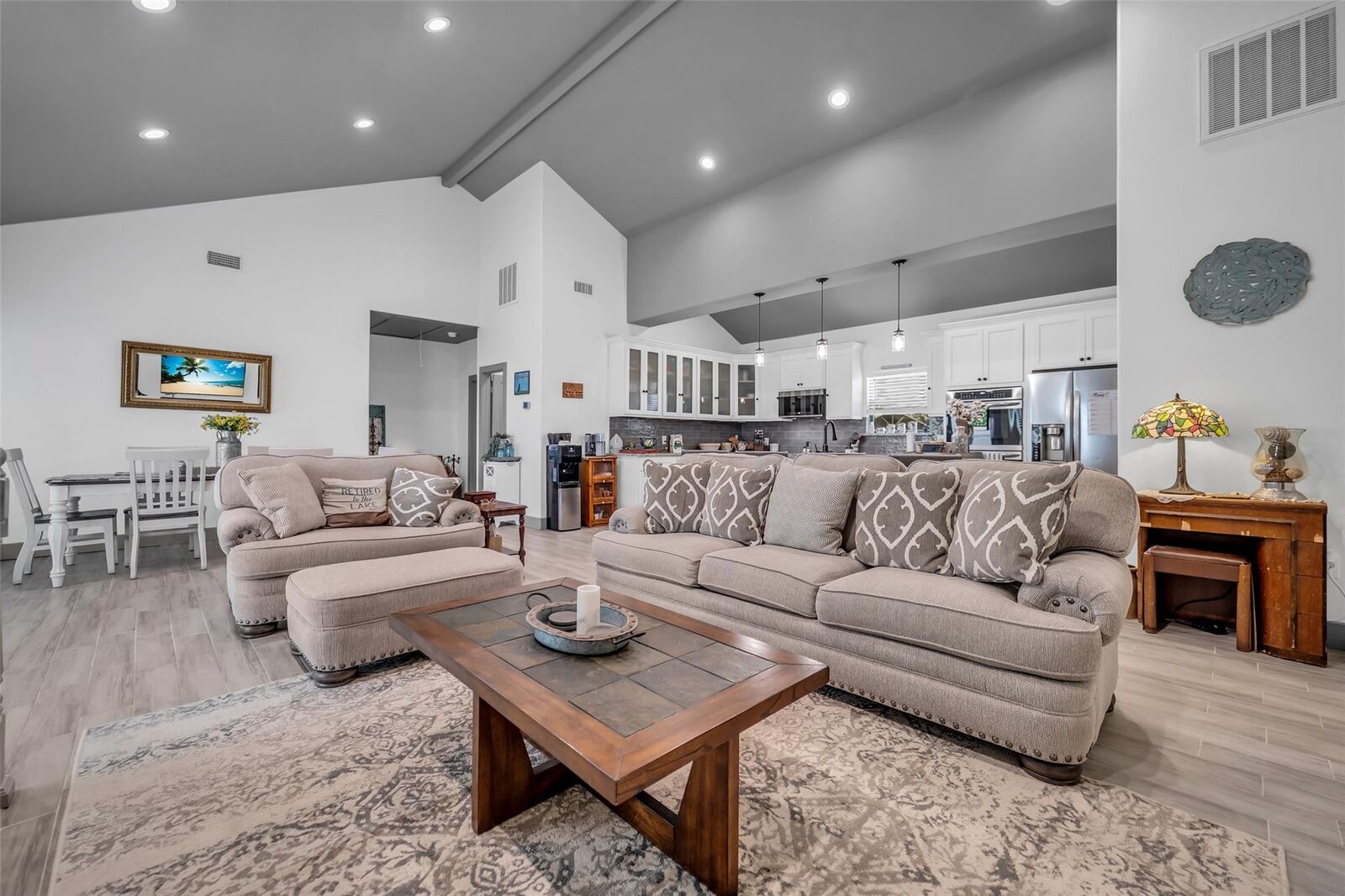 Property Photo:  308 Lakeshore S  TX 77360 