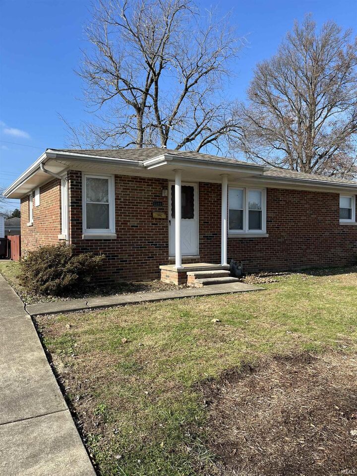 1300 N Villa Drive  Evansville IN 47711 photo