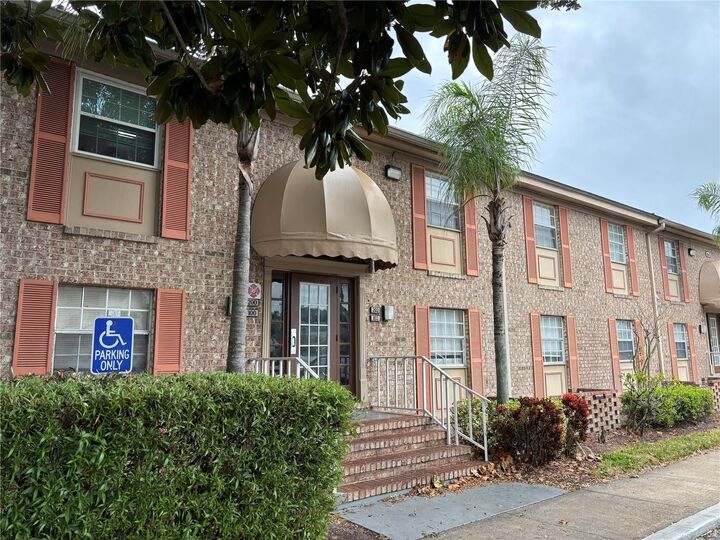 Property Photo: 420 Banyon Tree Circle 102 FL 32751