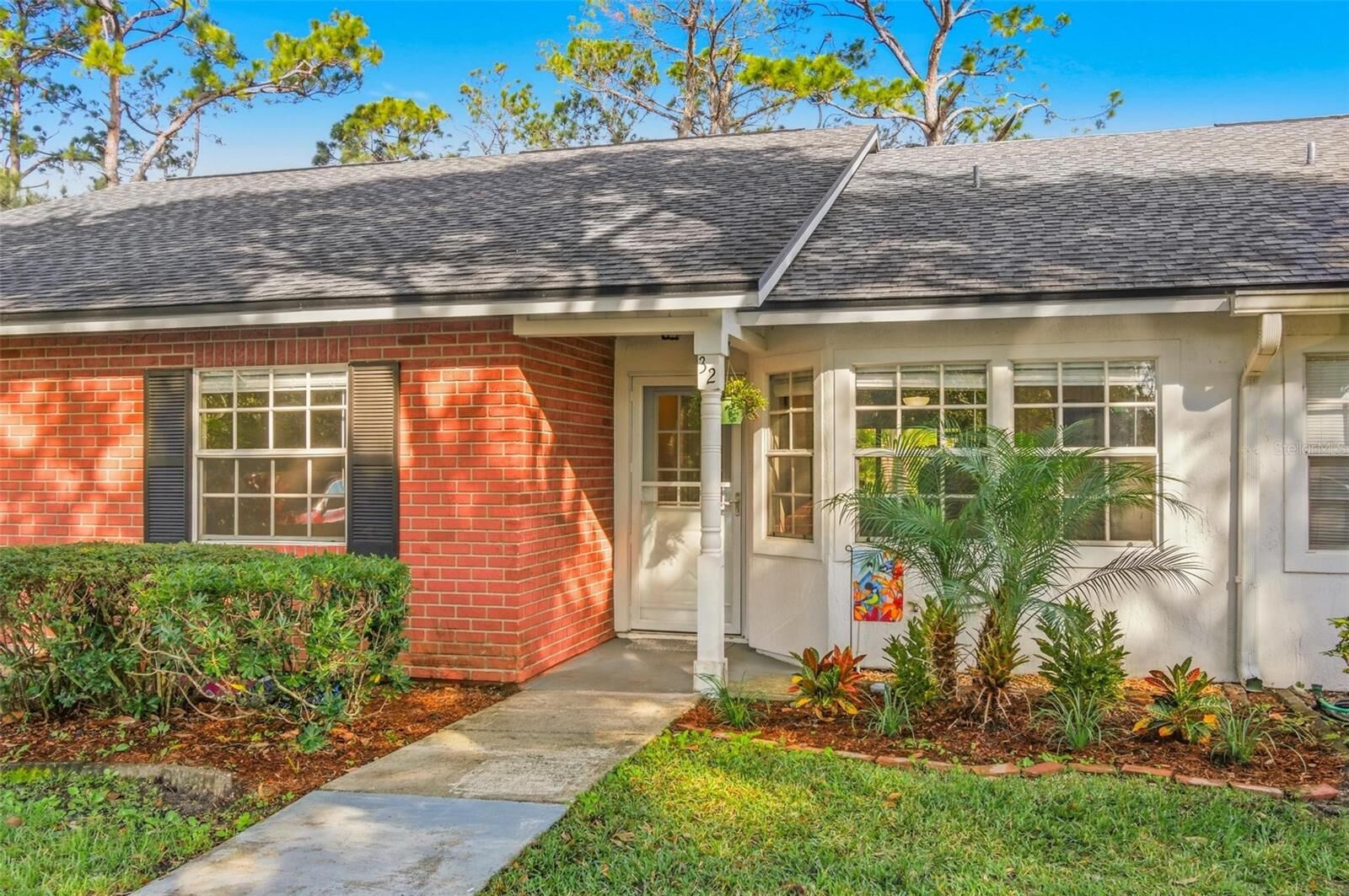 Property Photo: 32 Kings Colony Court FL 32137