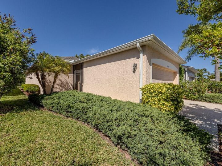 Property Photo:  11649 Tempest Harbor Loop  FL 34292 