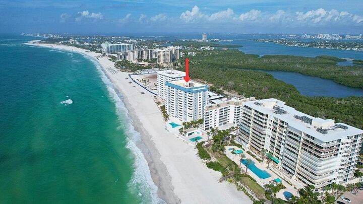 Property Photo: 1750 Benjamin Franklin Drive 9B FL 34236