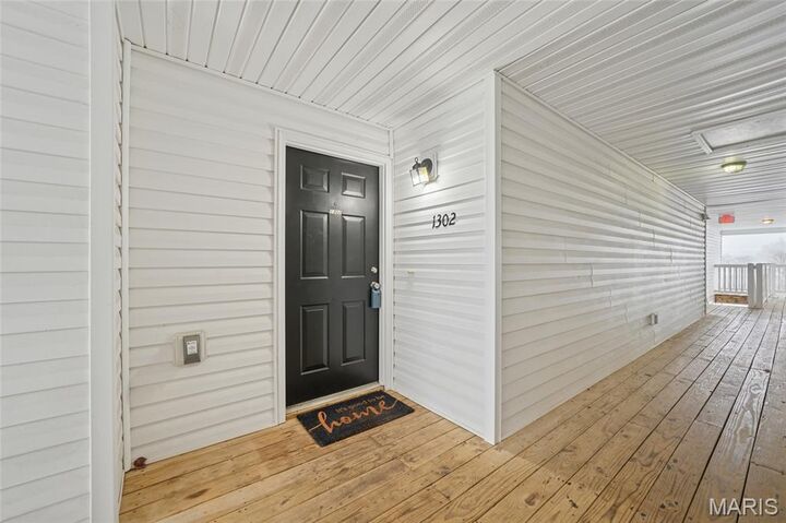 Property Photo:  1302 Spring Creek Lane  MO 63368 