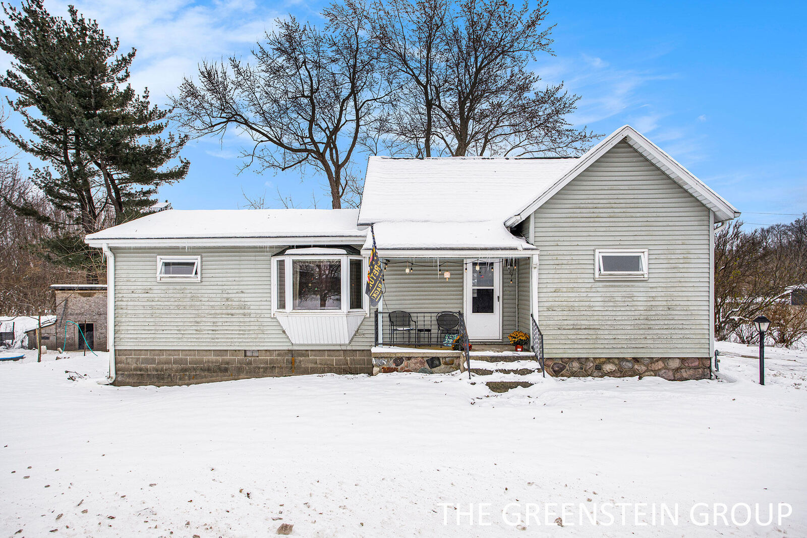 Property Photo:  1950 E Dowling Road  MI 49058 