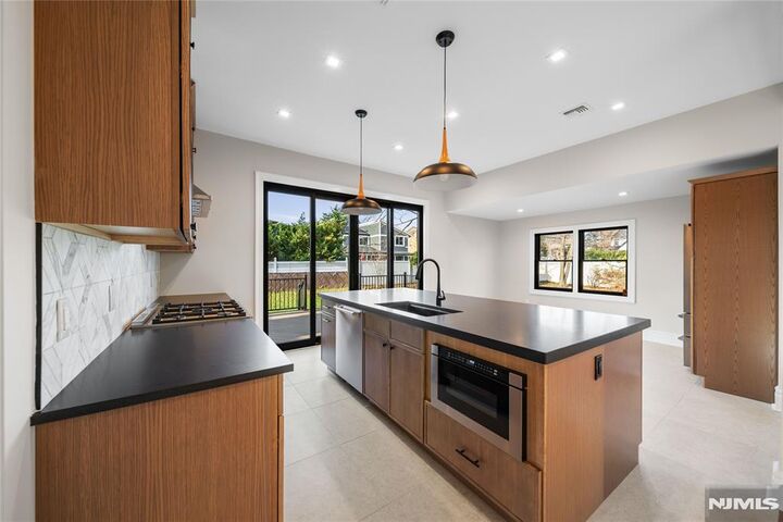 Property Photo:  475 Morse Avenue  NJ 07657 