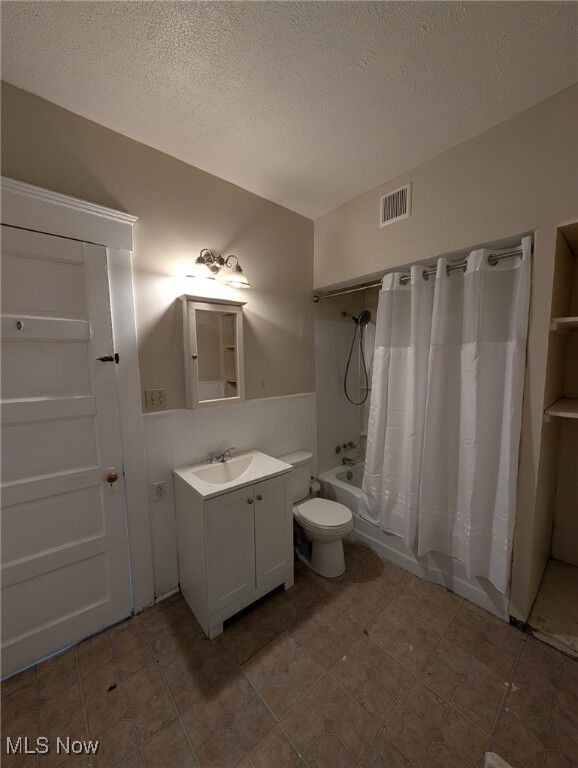 Property Photo:  3801 Mapledale Avenue  OH 44109 