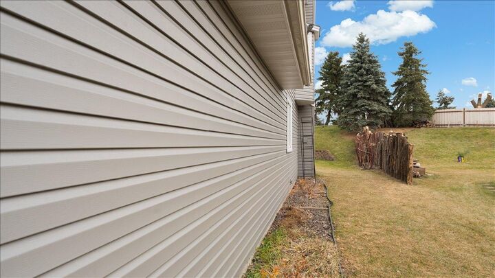 Property Photo:  233 Cherry Hill Alcove  MN 55340 