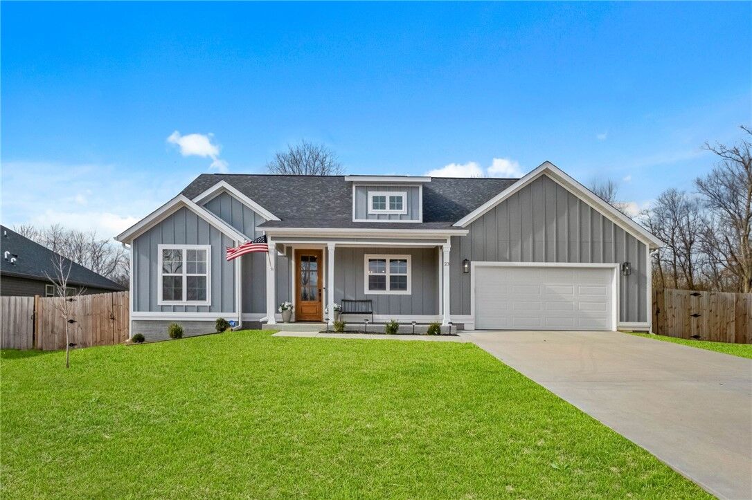Property Photo: 23 Lockhart Drive AR 72715