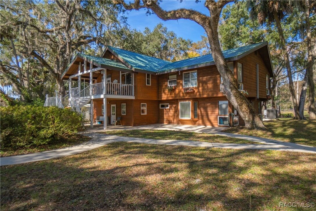 Property Photo: 10631 E Lucas Trail FL 34450