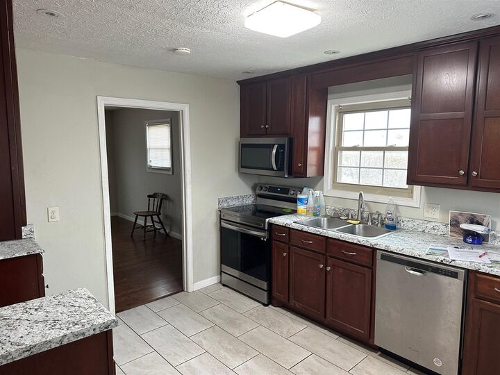 Property Photo: 6901 Burkesville Road KY 42141