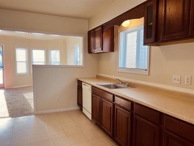 Property Photo:  1864 Ford Boulevard  MI 48146 