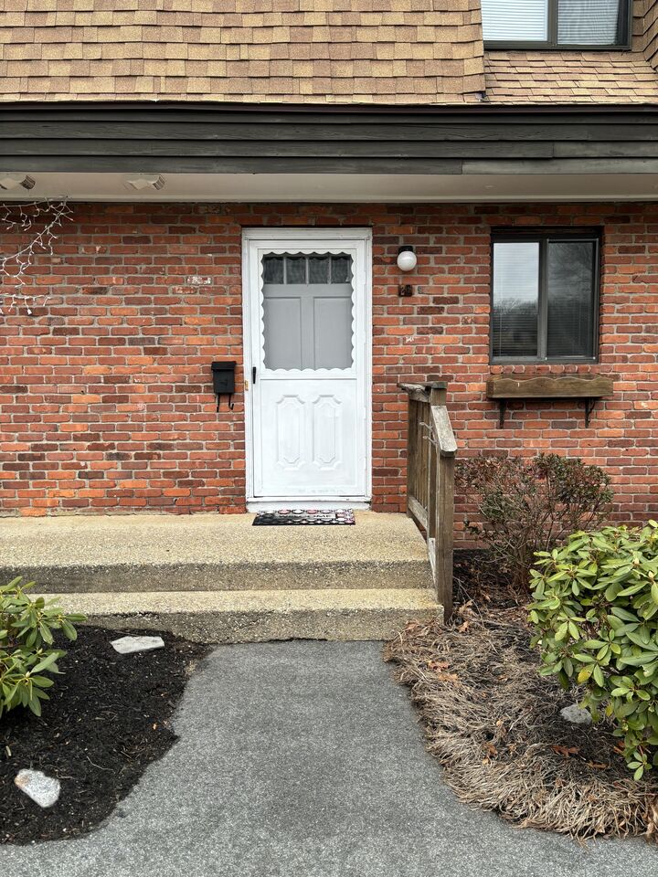 Property Photo:  11 King Arthur Drive 2F  CT 06357 