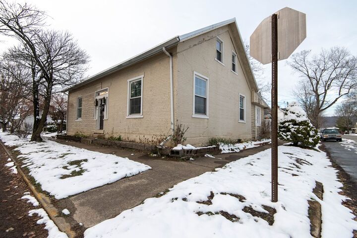 Property Photo: 116 3rd St OH 45612