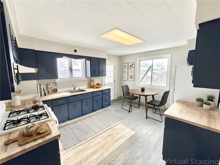 Property Photo: 874 Vankirk St PA 15025