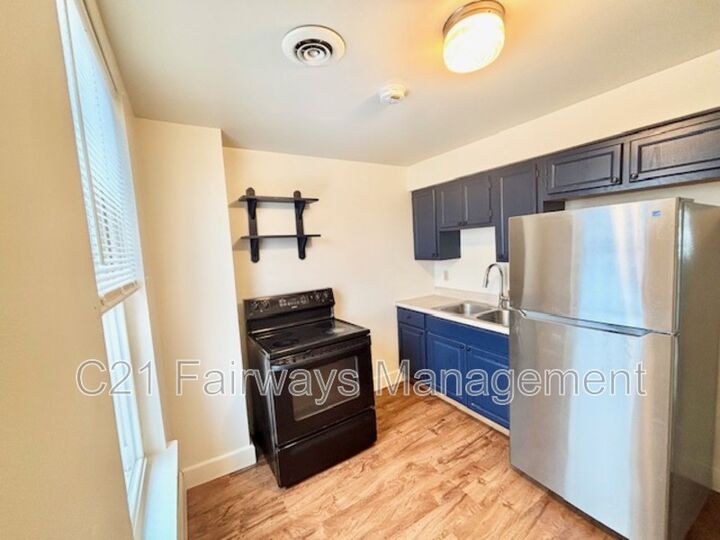 Property Photo: 703 Brookline Blvd 2 PA 15226