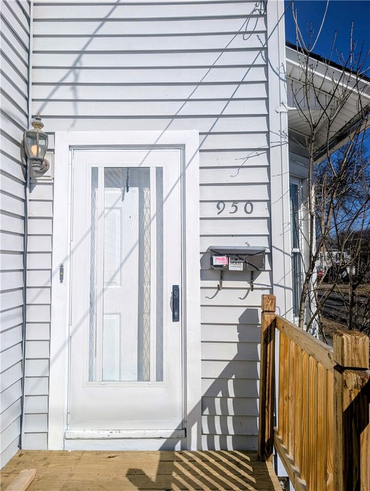 Property Photo:  950 N Main Street  NY 14901 