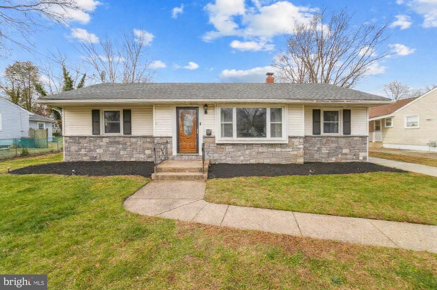 Property Photo: 812 Beverly Drive NJ 08083
