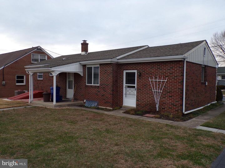 Property Photo: 1426 Margaret Street PA 19605