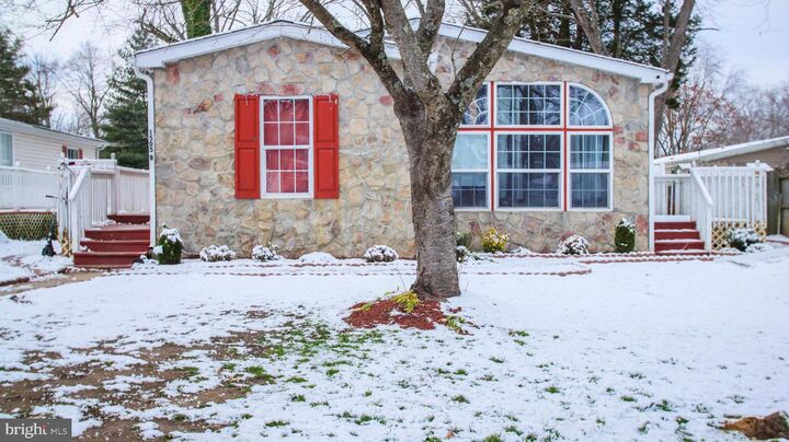 Property Photo:  1505 Flanders Lane Lot B  MD 20776 