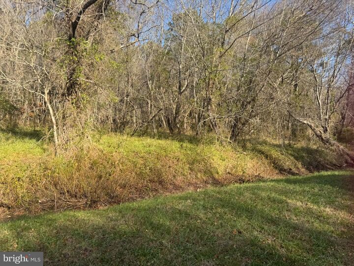 Property Photo: Madcalf Lane S 321 MD 21840