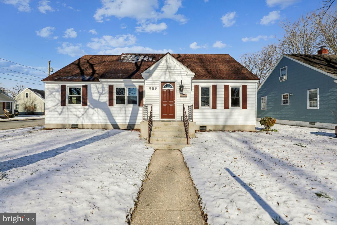 Property Photo:  909 Johnson Street  MD 21804 