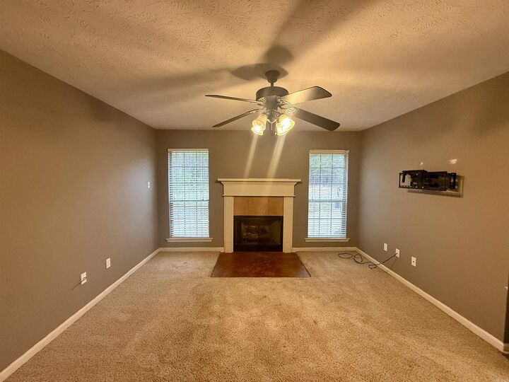 Property Photo:  60 Wilhelmina Cv  AR 72034 