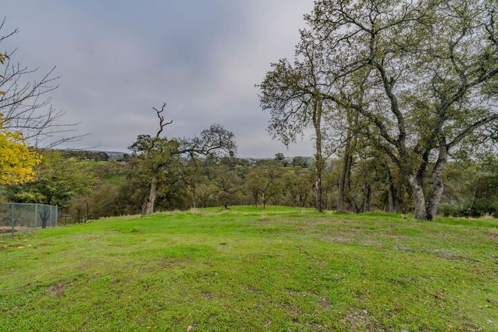 Property Photo:  8719 Sparrowk Road  CA 95252 