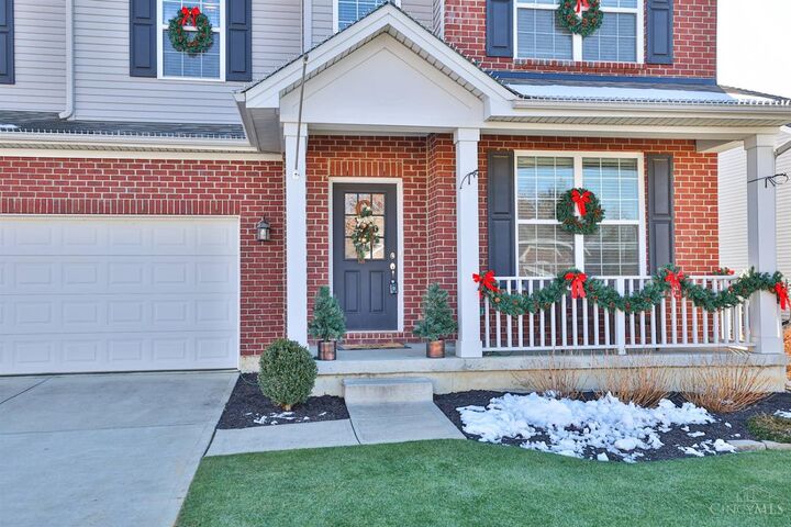 Property Photo:  5810 Turning Leaf Way  OH 45039 