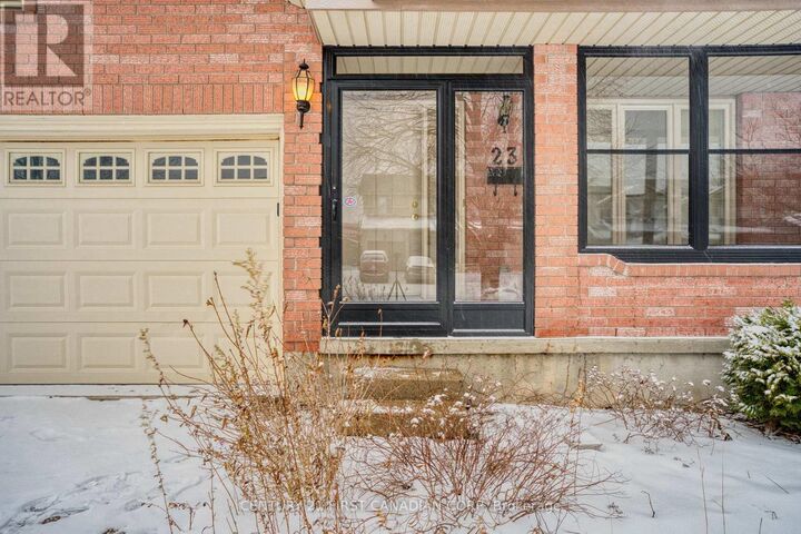 Property Photo: 23 Josselyn Drive ON N6E 3S6