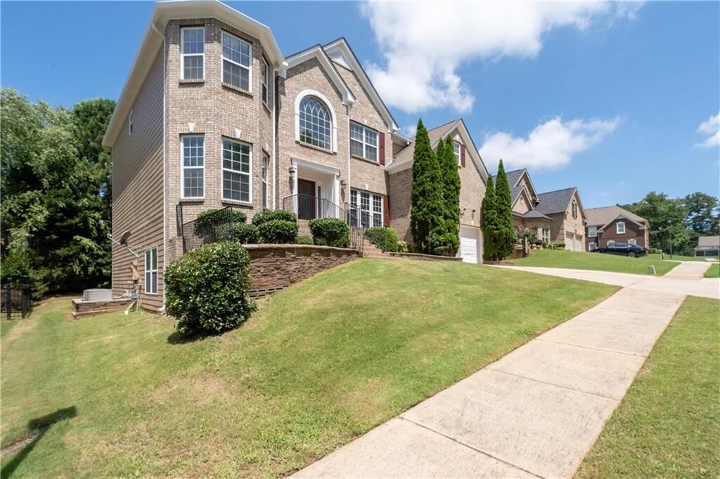 Property Photo: 3717 Shady Maple Drive GA 30038