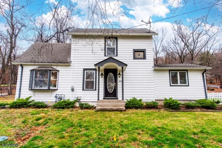 Property Photo:  390 Mountain Ave  NJ 07417 