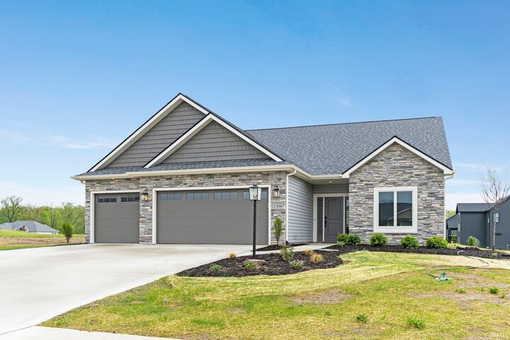 Property Photo: 17890 Carne Cove IN 46765