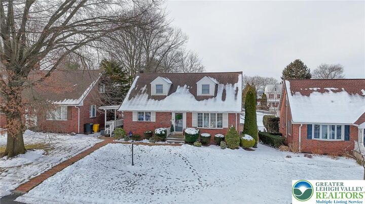 Property Photo:  120 Avenue E  PA 17972 