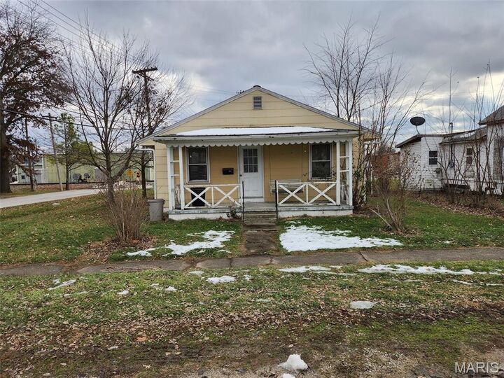 Property Photo:  135 1st Street  MO 63456 