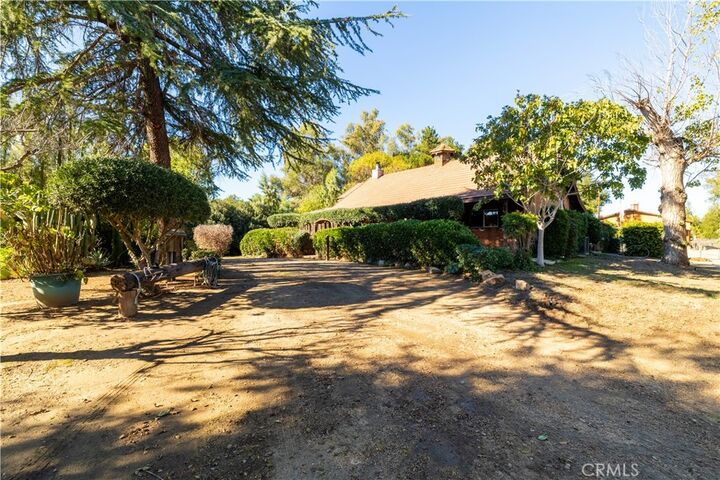 Property Photo:  41667 Kalmia  CA 92562 