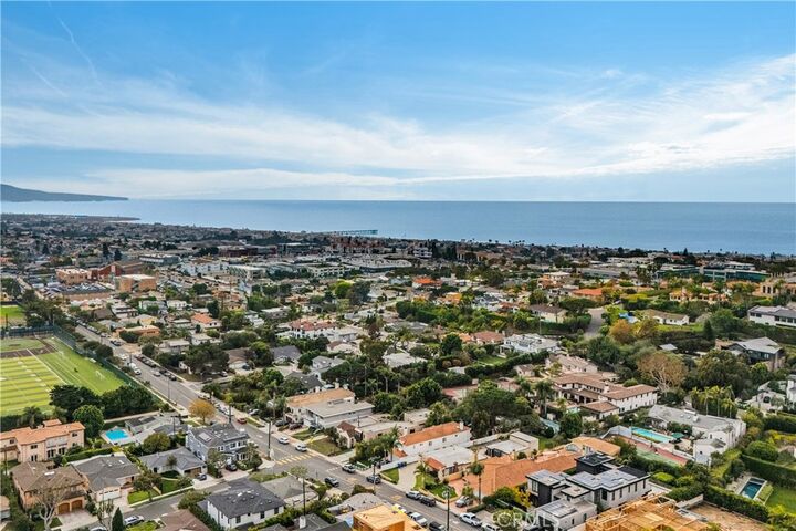 341 S Meadows  Manhattan Beach CA 90266 photo