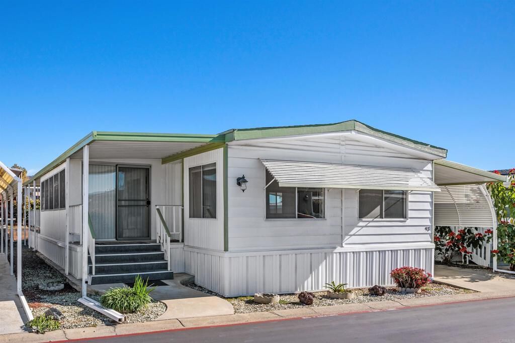 Property Photo: 1506 Oak Drive 93 CA 92084